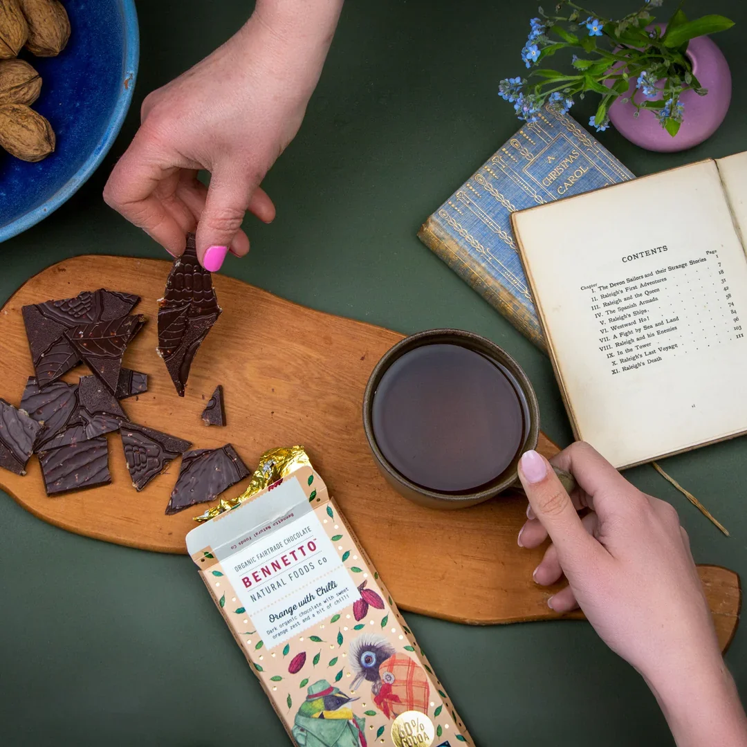 Organic Chocolate Bar Orange with Chilli - Bennetto - 80g - Image 3