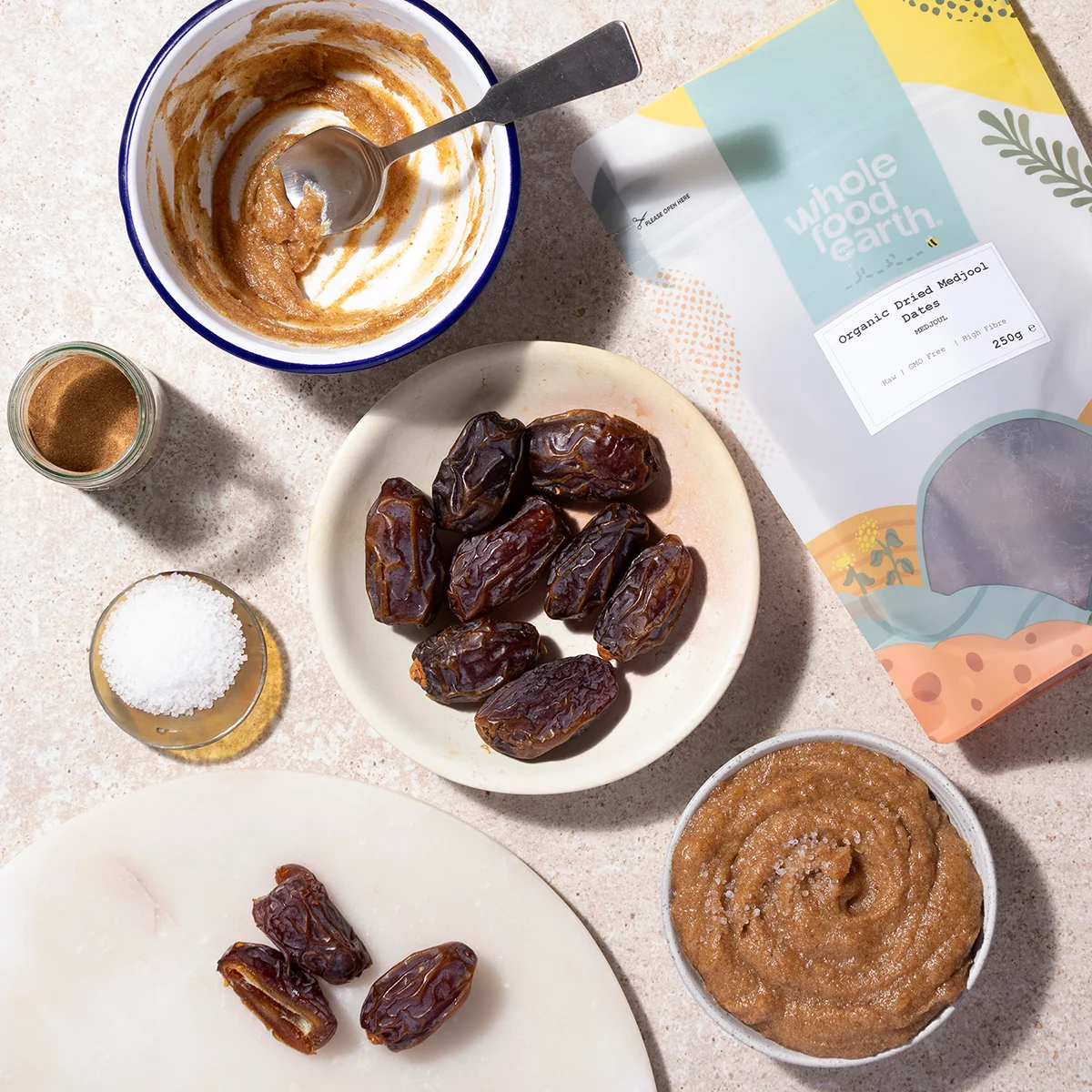 Organic Dried Medjoul/Medjool Dates - Image 5